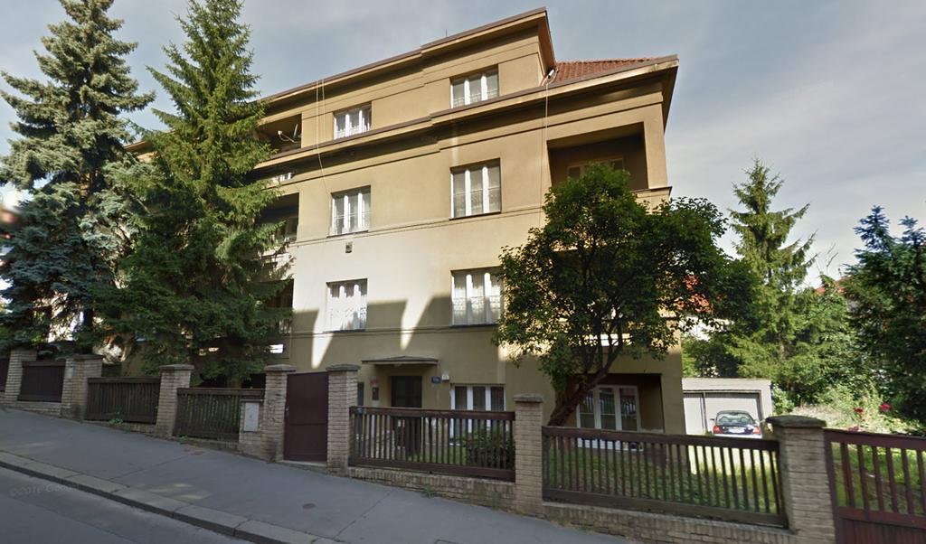 Jezerka Apartments Praga Esterno foto